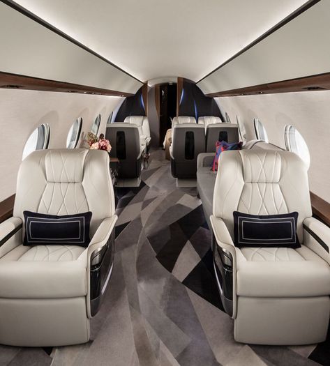 Step onboard the world’s largest private jet, the Gulfstream G700 G700 Gulfstream, Gulfstream Aerospace, Rolls Royce Engines, Private Planes, Private Jet Interior, Jet Fly, Luxury Jets, Luxury Private Jets, Aircraft Interiors