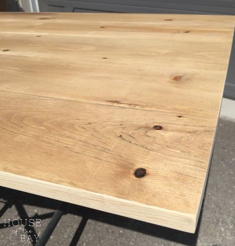 How to Build an Inexpensive DIY Wood Tabletop | House by the Bay Design Wood Plank Table, Desk Chair Diy, Wood Desk Chair, Diy Wood Desk, Wood Desk Top, Diy Kitchen Table, Plank Table, Diy Table Top, Build House