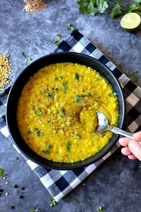 Easy Dalia Khichdi [Indian Savory Porridge With Broken Wheat] Daliya Recipe, Savory Porridge, Japanese Street Food Recipes, Easy Home Recipes, Cracked Wheat, Korean Street Food Recipes, Biryani Recipe, Evening Snacks, Balanced Meals