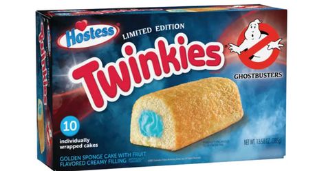 Hostess Is Releasing ‘Ghostbusters’ Twinkies Filled With Fruit Flavored Blue Filling And I Can’t Wait How fun is this? Just in time for the ‘Ghostbusters: Afterlife’ film that’s being released in June 2021, we’re getting a new Twinkie flavor! My husband absolutely loves traditional Twinkies. Me? Well, I like the fun flavored ones that they release from time to time. This isn’t the first time Hostess has released a Twinkie that … Seriousl Ghostbusters Cake, Twinkies Recipe, Hostess Twinkies, Hostess Snacks, Blue Fruits, Cake Fillings, Snack Cake, Fruit Flavored, Long Live