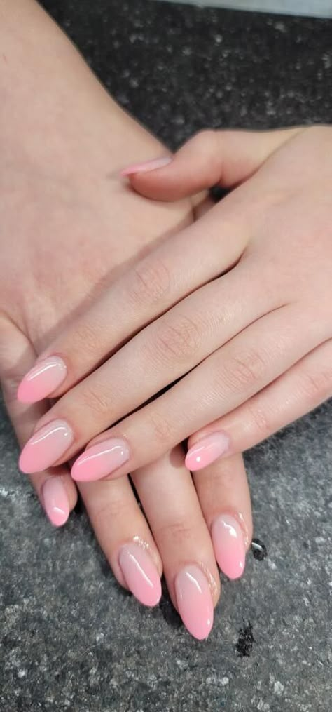 Light pink to dark pink ombré nails. Round Pink Ombre Nails, Pink Oval Acrylic Nails Art Designs, Nails For Pageant, Dark Pink To Light Pink Ombre Nails, Pink Ombré Almond Nails, Ombre Nails Colour, Classy Valentines Nails Pink, Pink French Fade Nails, Pink Ombré French Nails