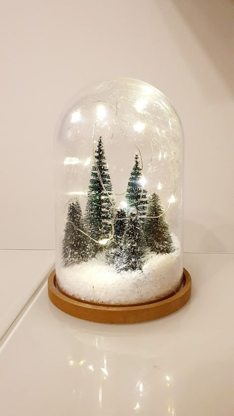 Diy Christmas Cloche Winter Scenes, Forest Green Christmas Decor, Forest Christmas Decor, Light Forest, Christmas Tree Forest, Christmas Color Palette, Diy Snow Globe, Christmas Lamp, Weekend Crafts