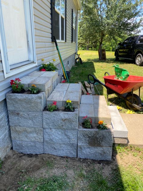 Diy Cinder Block Stairs, Steps Using Concrete Blocks, Steps Out Of Cinder Blocks, Cinderblock Steps Front Porches, Cinder Block Stairs Outdoor, Cinderblock Stairs, Cement Block Stairs, Cinderblock Steps Diy, Cinder Block And Wood Steps