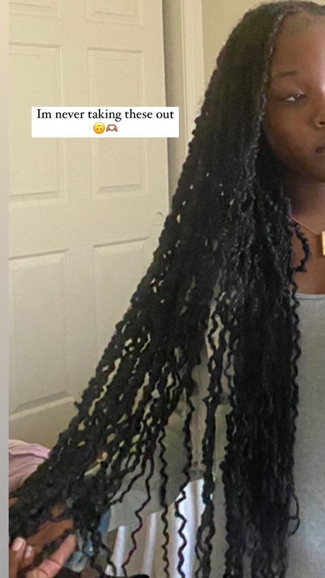 Wavy Passion Twist, Mini Passion Twists Color 30, Bohieman Passion Twists, Small Passion Twists Long With Color, Extra Small Passion Twists Long, Ginger Mini Passion Twist, Mini Passion Twists Hairstyle Long, Long Mini Passion Twist, Long Passion Twist With Color