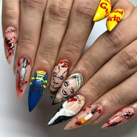 Chucky Halloween, Halloween Nails Diy, Horror Nails, Holloween Nails, Halloween Manicure, Halloween Nails Easy, Halloween Acrylic Nails, Cute Halloween Nails, Bride Of Chucky