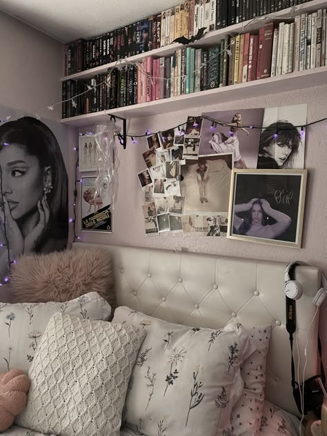 Olivia Rodrigo Room, Fangirl Room, Aesthetic Room Ideas, Room Redesign, Room Goals, Cute Room Ideas, Pretty Room, Dreamy Room, Dream Room Inspiration