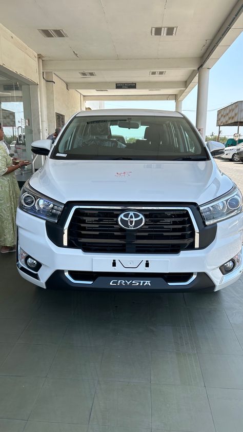 Toyota Showroom Snap, Innova Crysta Wallpaper, Innova Crysta Snap, Trekking Photography, Innova Crysta, Mahindra Cars, Rider Wallpaper, Puppy Dog Pictures, Ghost Rider Wallpaper