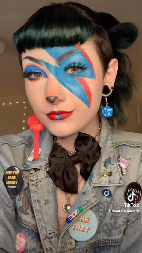 Glamrock Freddy Inspired Outfit, Glam Rock Freddy Cosplay, Make Up Karakter Simple, Glamrock Chica Makeup, Five Nights At Freddy’s Cosplay, Glam Rock Chica Fnaf Cosplay, Glamrock Freddy Makeup, Five Nights At Freddy's Makeup, Freddy Fazbear Makeup