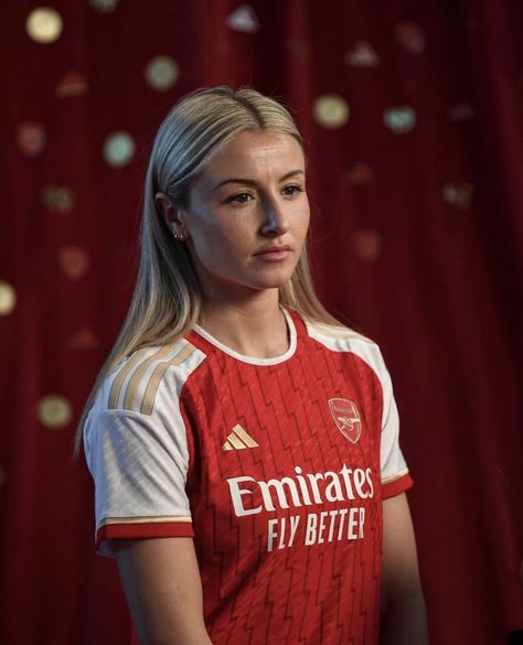 Leah Williamson England, Steph Catley, Arsenal Shirt, Arsenal Wfc, Leah Williamson, Arsenal Women, Football Women, Arsenal Players, Women Football