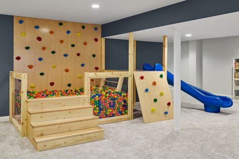 Cool Playroom Ideas Luxe, Jungle Gym Playroom Ideas, Play Room Boys Kids, Playroom Jungle Gym, Indoor Kids Play Area, Epic Playroom, Basement Jungle Gym For Kids, Basement Playground, Indoor Playground Basement