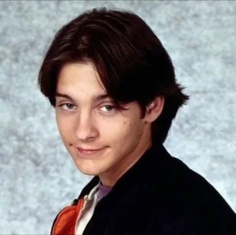 Tobey Maguire 90s, Tobby Maguire, Tobey Mcguire, Toby Maguire, Bully Maguire, Peter Parker Spiderman, Kenny South Park, Leonardo Dicaprio 90s, Spaider Man