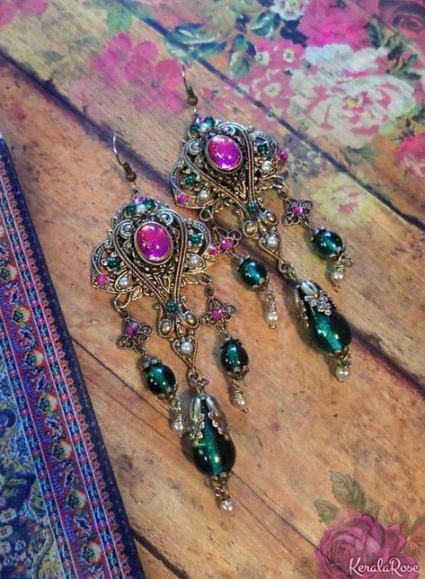 Earring Inspiration, Pink Emerald, Beaded Jewels, Boho Chic Jewelry, Magical Jewelry, Handmade Jewelry Tutorials, Filigree Earrings, Earrings Inspiration, Classy Jewelry