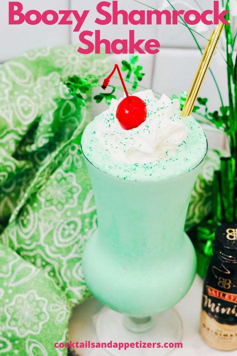 Boozy Shamrock Shake Recipe - Cocktails and Appetizers Pistachio Milkshake, Boozy Shamrock Shake, Boozy Milkshake Recipes, Homemade Shamrock Shake, Shamrock Shake Recipe, Homemade Baileys, Boozy Milkshake, Mint Chip Ice Cream, Shamrock Shake