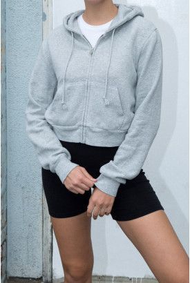 a424ed4bd3a7d6aea720b86d4a360f75desc52910298ri Grey Zip Up Hoodie Outfit, Hoodie Outfit Casual, Crystal Hoodie, Brandy Melville Outfits, Short Jackets, Ribbed Hoodie, Aria Montgomery, Slim Girl, Elegant Jacket