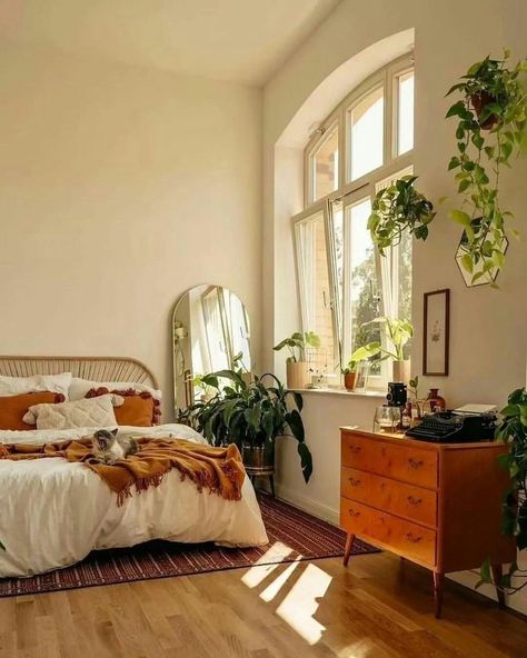 Mexican Apartment Aesthetic, Modern Mexican Bedroom, Mexican Room Aesthetic, Mexican Apartment, Mexican Room, Mexico Airbnb, Mexican Bedroom, Modern Mexican, Apartment Aesthetic