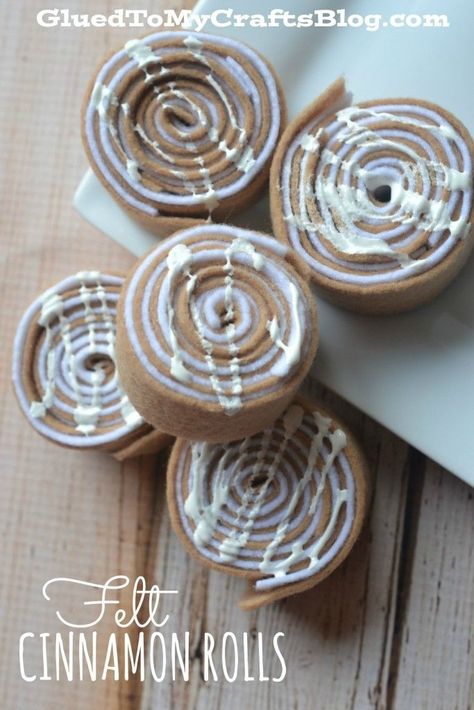 Cinnamon Rolls & Spaghetti - Felt Pretend Play Set Cardboard Boxes Kids, Felt Pretend Play, Play Bakery, Candy Costume, Play Preschool, Felt Food Diy, Dramatic Play Preschool, Sensory Crafts, Preschool Projects