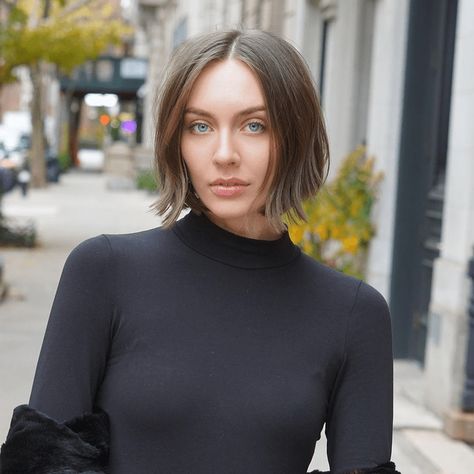 Bob Fall 2023, Bob Hair 2023 Trends, Celebrity Short Hair 2023, French Hairstyles 2023, Quiet Luxury Haircut, Short French Bob Fine Hair, French Bob For Fine Hair, Short Bob 2023, Chin Length Bob Haircuts For Women