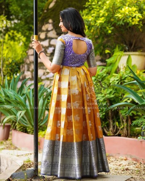 These Ethnic Long Dresses Will Give The Most Elegant Looks!! • Keep Me Stylish Long Frocks Models For Stitching, Long Frocks For Girls, Frock Models, Keep Me Stylish, Long Frock Designs, Long Gown Design, Girls Dresses Sewing, Frock For Women, Polka Dot Maxi Dresses