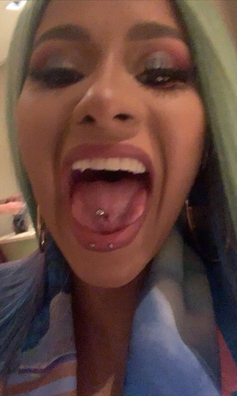 Cardi B Tongue Out, Cardi B Tongue, Cartoon Rappers, Childs Play, Acrylic Nails Coffin Short, Body Piercings, Nails Coffin, Female Singers, Cardi B