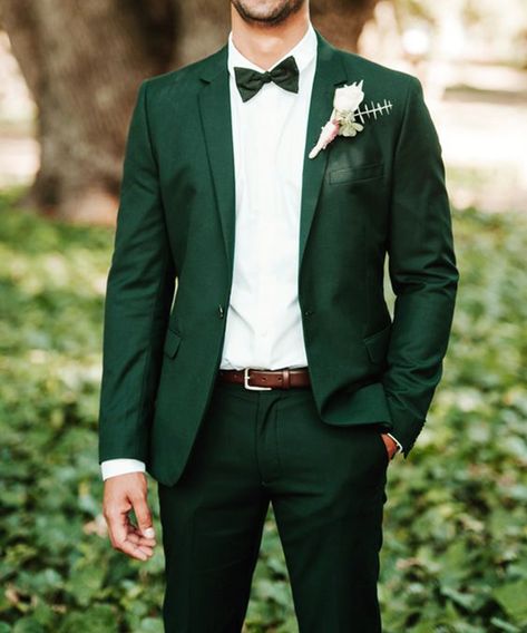 Green Suit Men, Green Wedding Suit, Mens Wedding Suits, Green Tuxedo, Suit Green, Groom Wedding Attire, Emerald Green Weddings, Wedding Suits Groom, Emerald Wedding