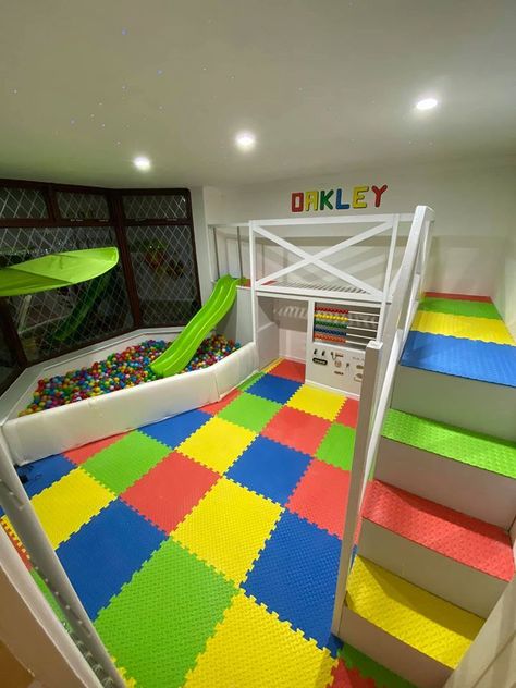 Playroom Building Ideas, Huge Playroom Ideas, Garage Kids Playroom, Soft Playroom, Playroom Ideas For Boys, Playroom Slide, Boy Playroom, Dream Playroom, Playroom Table