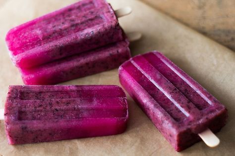 This is the kid-friendly version of wellness pops because they are oh so sweet and delicious. I like to think of them as the farm-to-table version of Pedialyte popsicles. They are made with coconut… Pedialyte Popsicles, Blueberry Honey, Sickness Remedies, Spring Allergies, Baby Meals, Sick Remedies, Nutrition And Dietetics, Entertaining Recipes, Kids Food