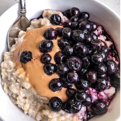 Feedfeed 2019 Weekly Vegan Meal Plan: March 10 Sprouted Oats, Great Dinner Recipes, Almond Butter Recipes, Snacks Saludables, Läcker Mat, Think Food, Deilig Mat, Weekly Meal Planner, Food Goals