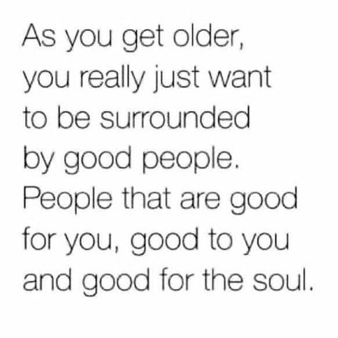 💜Happy Fridayyyy Everyone💜 🙏🏻Thank you God for another day 💕Let’s choose to surround ourselves with good people who empower us. 💕If people don’t empower you or others, then teach them, show them, or move on 💕Let’s choose to surround ourselves with people who are good for us, good to us, good for our soul and mind 💕If people aren’t good for us, then teach them, show them, or move on 💕Surround yourself with Women, not Girls🙌🙌🙌 Men too, not boys 😎😎 😍Love you ALL😍 #RISE You Are The 5 People You Surround, People Good For Your Soul Quotes, Quotes About The People You Surround Yourself With, Surrounding Yourself With Good People, People You Surround Yourself With, Surround Yourself With Genuine People, The People You Surround Yourself With, Surround Yourself With Good People, 2025 Goals