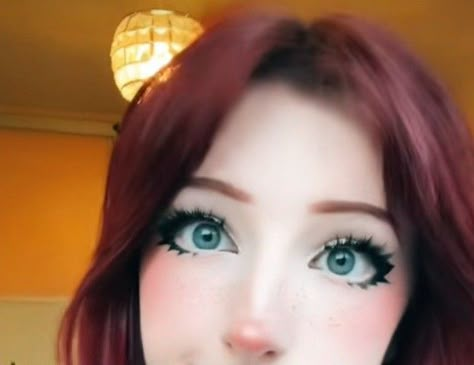 Bell Delphine Makeup, Living Doll Makeup, Belle Delphine Makeup Tutorial, Belle Delphine Makeup, Gamer Girl Makeup, Doll Eyeliner, Cute Doll Makeup, Starfire Cosplay, E Girl Makeup