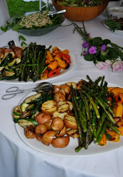 Grilled Vegetables with Preserved Lemon Aioli. aioli: http://food52.com/blog/2070-aioli-two-ways Ideas Para Catering, Wedding Reception Food Buffet, Buffet Wedding Reception, Wedding Buffet Food, Lemon Aioli, Wedding Reception Dinner, Preserved Lemon, Reception Food, Wedding Reception Food