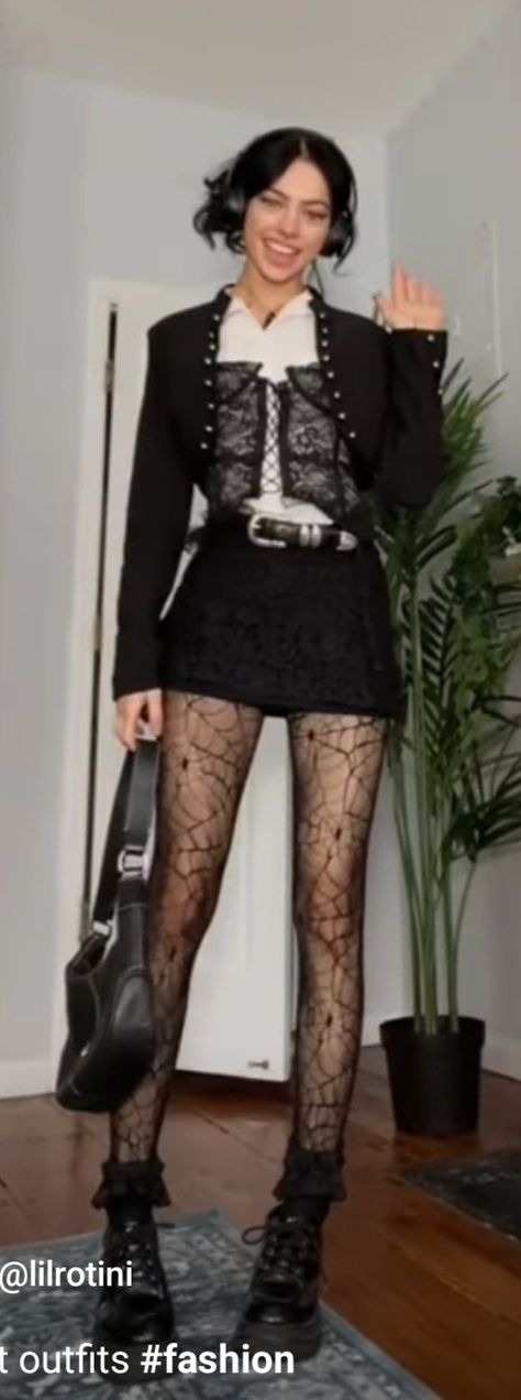 Lace Tights Outfit Grunge, Lilrotini Outfits, Pattern Tights Outfit, Black Lace Skirt Outfit, Black Grunge Outfit, Patterned Tights Outfit, Mini Skirt Winter Outfit, Lace Tights Outfit, Outfits With Mini Skirts