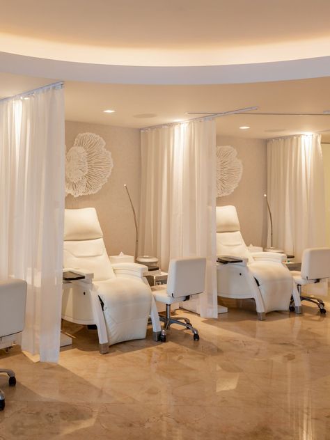 Craft Your Natural Beauty | Le Blanc Spa Resort® Cancun Spa Resort Interior, Le Blanc Spa Resort Cancun, Spa Relaxation Room, Spa Design Interior, Spa Aesthetics, Esthetician Spa, Spa Massage Room, Massage Room Decor, Luxury Spa Resort