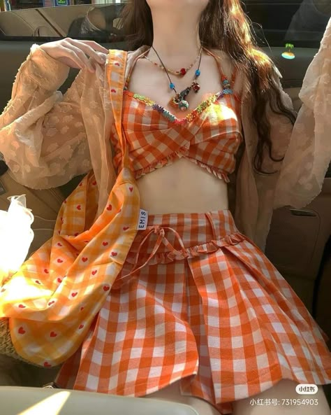 Orange Outfit, Fashion Mistakes, Glamour Fashion, Really Cute Outfits, 10 Pounds, Girly Outfits, Lookbook Outfits, Stay Tuned