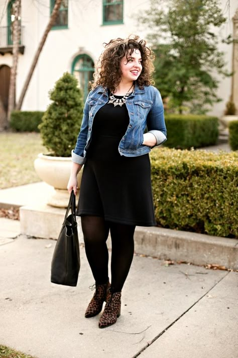 Black Dress With Jeans, Long Sleeve Black Dress Outfit Casual, Black Dress Casual Winter, Black Dress Denim Jacket Outfit, Black Dress With Jean Jacket Outfit, Long Sleeve Black Dress Outfit, Black Dress Fall Outfit, Maxi Dress Outfit Fall, Little Black Dress Outfit