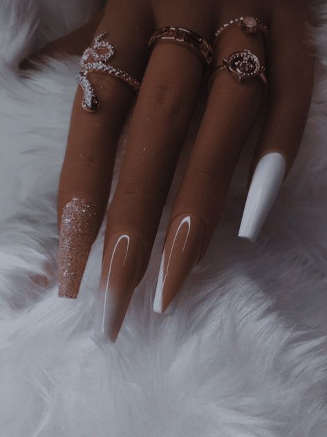 February Coffin Nail Designs, Nails Acrylic Burgundy, Romantic Nails, Classy Nail Designs, White Shades, Nails Design With Rhinestones, Classy Acrylic Nails, Acrylic Nails Coffin Short, Luxury Nails