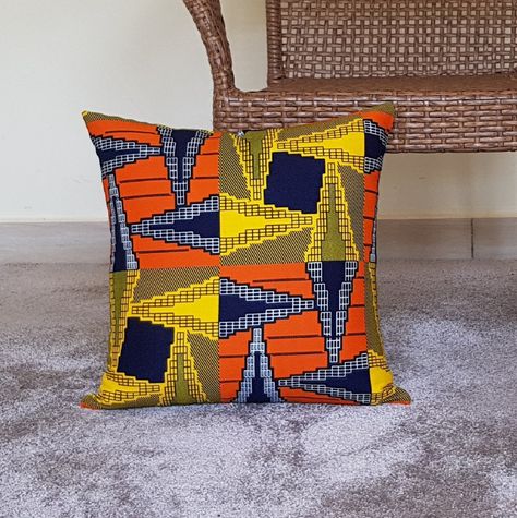 African Pillow, Black And White Cushions, African Home Decor, Diy Bag Designs, Bag Designs, African Pattern, African Style, Decorative Cushion Covers, Fabric Print