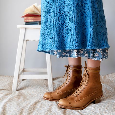 Boots for Spring! Our beautiful Tan and Natural Sole Round Toe boots are in stock from Eu sizes 36 to 43! #vintagestyle #cottagecore #shoegasm #1930sfashion #ww2 #smallbuisnessowner #etsyseller #handmadeshoes #vintageshoes #goodyearweltedshoes #ethicallyproduced #slowfashion #foreverboots #edwardianstyle #costumedesigners #vintageboots #shoestagram #victorianstyle #edwardianboots Cottagecore Boots, Round Toe Boots, 1930s Fashion, Vintage Boots, Toe Boots, Edwardian Fashion, Handmade Shoes, Vintage Shoes, Victorian Fashion