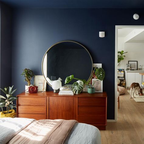 Deep Blue Bedroom Ideas, Blue Color Bedroom Ideas, Deep Blue Furniture, Blue And Wood Bedroom, Deep Blue Room, Black And Blue Bedroom Ideas, Blue Black Bedroom, Dark Blue Bedroom Paint, Blue Modern Bedroom