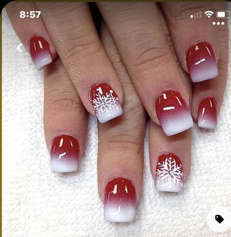 Red And White Nails, Fancy Nails Designs, Christmas Gel Nails, Nails Red, Christmas Nails Acrylic, Short Acrylic Nails Designs, Nail Designs Glitter, Dip Powder Nails, Dipped Nails