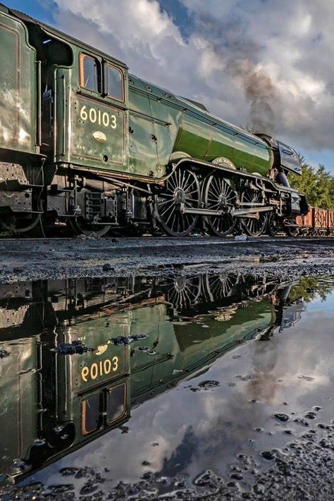 The Flying Scotsman Train, The Flying Scotsman, Flying Scotsman Steam Locomotive, Steam Trains Photography, Steam Trains Uk, Old Steam Train, Flying Scotsman, Cantabria Spain, Train Posters