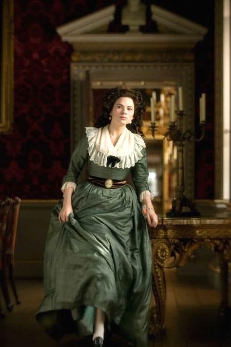 Michael O’Connor: The Frock Flicks Guide – The Duchess Of Devonshire, Lady Elizabeth, Historical Clothes, 18th Century Dress, 18th Century Costume, Hayley Atwell, 18th Century Fashion, Green Gown, Period Outfit