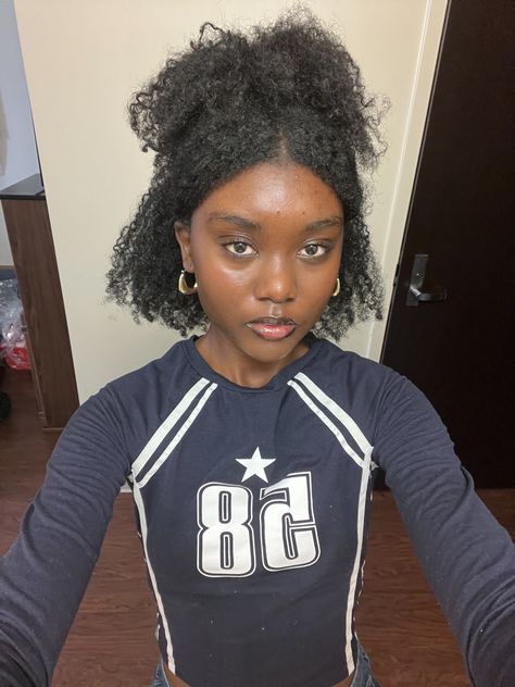 Cute Natural 4c Hairstyles Short Hair, 4c Hairstyles No Gel, 4c Natural Hairstyles Shoulder Length, Short 4a Hairstyles, Short Type 4 Natural Hairstyles, Short 4b Hairstyles, Blowout Hair Natural Styles, Short 4b Hairstyles Natural Hair, Short Coily Hair