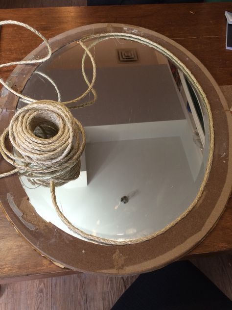 DIY Rope Mirror. When the mirror is good but the frame is broken. Hot glue 1/4" sisal rope around the edge.  Finished product coming soon! Diy Round Mirror Frame Ideas, Diy Rope Mirror, Diy Decoration Ideas, Rope Mirror, Woodwork Projects, Sisal Rope, Diy Decoration, Kids Bathroom, Round Mirror