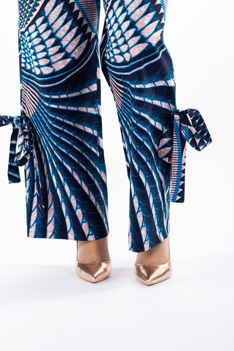 Adire Jumpsuit Styles For Ladies, Pastors Wife Outfits, African Jumpsuits For Women, Trouser And Top For Ladies, Ankara Jumpsuit Styles, Ankara Shorts, Infinity Jumpsuit, Classy Jumpsuit Outfits, African Jumpsuit