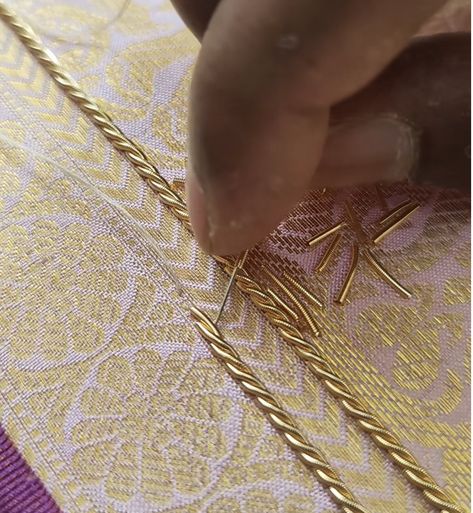 Couching Stitch, Goldwork Embroidery, Tambour Beading, Shibori Jewelry, Gold Work Embroidery, Golden Embroidery, Diy Wedding Dress, Border Embroidery Designs, Border Embroidery