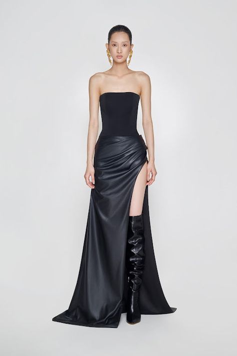 Leather Long Skirt, Maxi Pleated Skirt, Midi Top, Long Leather Skirt, Strapless Evening Dress, Stage Outfit, Leather Dress, Black Maxi Dress, Long Skirt