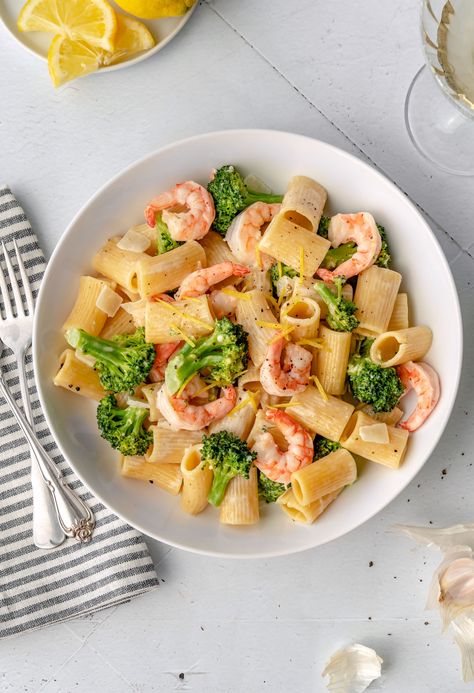 This healthy Creamy Lemon Broccoli Pasta with Shrimp is bright, flavorful, and only takes 30 minutes! Garlic butter shrimp, fresh broccoli, and an easy lemon cream sauce - all it takes is 8 ingredients! The perfect spring and summer dish with easy modifications to keep it gluten free. Easy Lemon Cream Sauce, Lemon Broccoli Pasta, Shrimp Broccoli Pasta, Broccoli Shrimp, Lemon Broccoli, Lemon Shrimp Pasta, Shrimp Pasta Recipes Easy, Shrimp Broccoli, Pasta With Shrimp