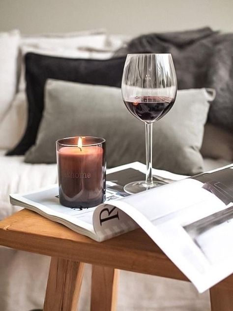 Candle Photography Inspiration, Candle Pics, Candle Photography Ideas, Candle Photoshoot, Danish Decor, Soya Mumu, Wine Photography, Candles Photography, Hygge Decor