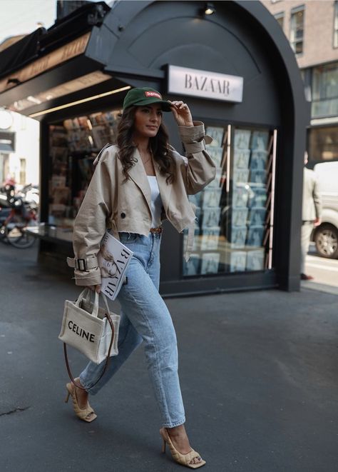 Milan Street Style 2023, Milan Outfits, Zara Trench Coat, Trench Outfit, Rome Style, Cropped Outfits, Cropped Trench Coat, Look Zara, Trench Coat Outfit