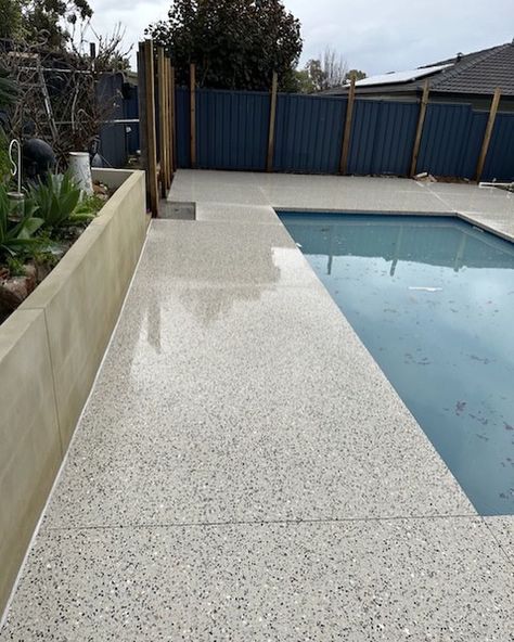 Discover the beauty and functionality of honed concrete pool surrounds in Perth. Slip-resistant and locally trusted. Elevate your pool area today! Exposed Aggregate Driveway, Aggregate Driveway, Honed Concrete, Exposed Aggregate Concrete, Pool Surrounds, Pool Decking, Exposed Aggregate, Concrete Pool, Concrete Color